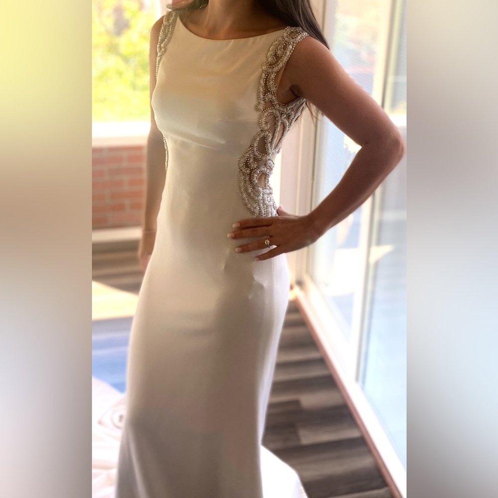 Henry Roth Wedding Dress